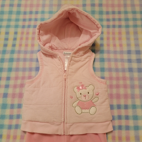 BABY WORKS ♡ Pink 'n White Baby Girl Teddy Bear 2pc Vest|Footie Pant Outfit 0-3M - Picture 5 of 16